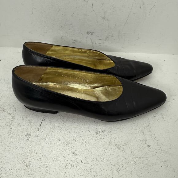 ST JOHN Black Leather Patent Toe Flat Low Heel Shoes Women's Size 7 AAA - Picture 5 of 10